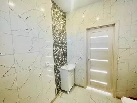 Дом в Иркутская область, Иркутский муниципальный округ, д. Карлук ул. ...