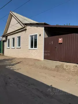 Дом в Волгоградская область, Краснослободск Среднеахтубинский район, ...