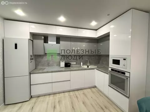 4-комнатная квартира: Ижевск, проспект Конструктора М.Т. Калашникова, ...