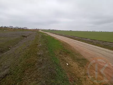 Участок в Крым, Сакский район, Суворовское с/пос, с. Туннельное ул. ...