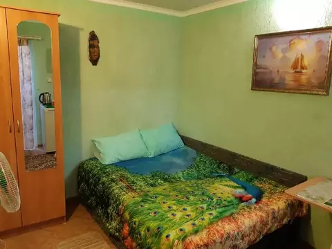 Комната Крым, Алушта ул. Первомайская, 9