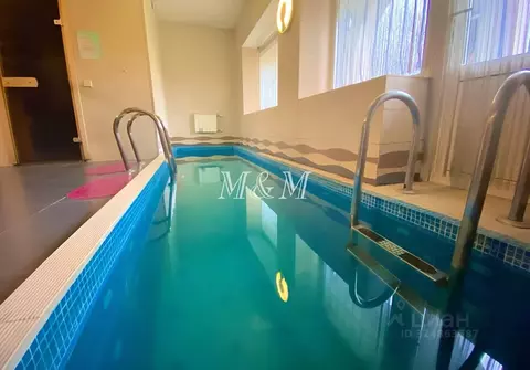 Дом в Московская область, Одинцовский городской округ, с. Жаворонки ...