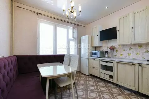 2-к кв. Новосибирская область, Новосибирск ул. Фадеева, 66 (67.0 м)