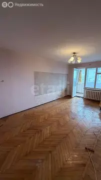 2-комнатная квартира: Алупка, улица Василия Сурикова, 18 (50 м)