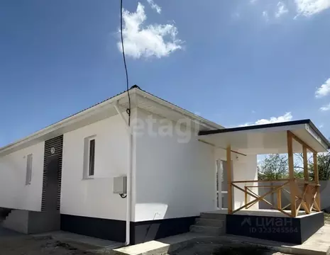 Дом в Крым, Симферопольский район, Добровское с/пос, с. Заречное ул. ...