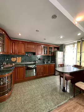 3-к кв. Кемеровская область, Кемерово Щегловский пер., 10а (96.0 м)