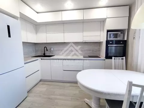 3-к кв. Татарстан, Казань ул. Натана Рахлина, 13к2 (75.0 м)