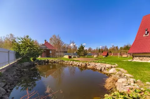 Дом в Ленинградская область, Приозерский район, Запорожское с/пос, ...