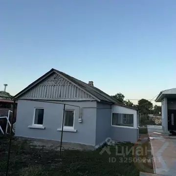 Дом в Крым, Симферопольский район, с. Укромное ул. Набережная, 16 (46 ...