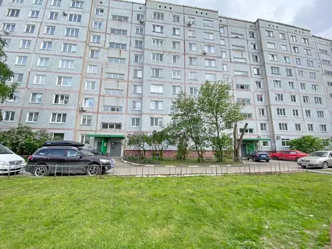 3-к кв. Омская область, Омск 6-й мкр, бул. Заречный, 2А (64.1 м)