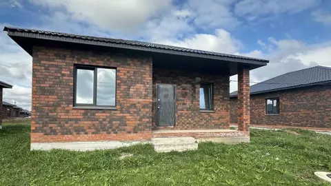 Дом в Башкортостан, Кармаскалинский район, Кабаковский сельсовет, д. ...