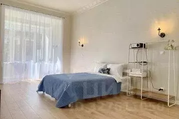 3-к кв. Санкт-Петербург 18-я Васильевского острова линия, 7 (150.0 м)