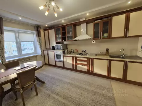 2-к кв. Астраханская область, Астрахань ул. Менжинского, 2 (88.0 м)