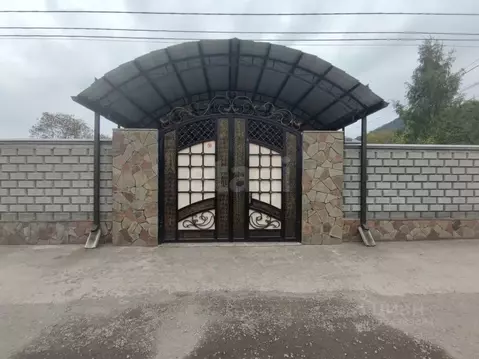 Дом в Северная Осетия, Владикавказ Учитель СТ, 881/3 (100 м)