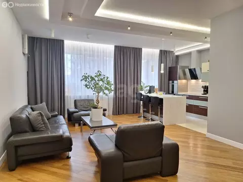 3-комнатная квартира: Саратов, Вольская улица, 63/69 (114.8 м)