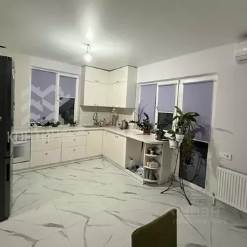 Дом в Крым, Сакский район, с. Уютное ул. Евпаторийская, 61 (81 м)