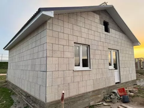 Дом в Крым, Симферопольский район, Добровское с/пос, с. Заречное ул. ...