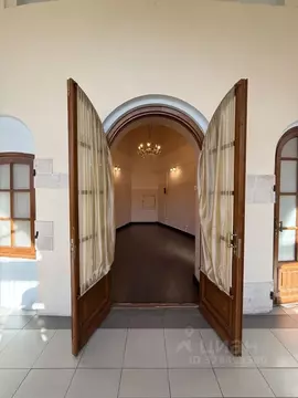 Офис в Москва ул. Ильинка, 4 (15 м)