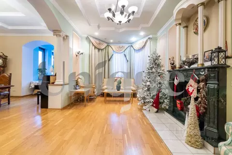 Таунхаус в Москва Нежинская ул., 14К2 (400 м)