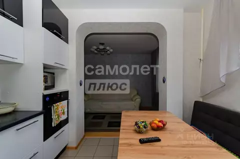 2-к кв. Челябинская область, Челябинск Октябрьская ул., 1 (74.7 м)