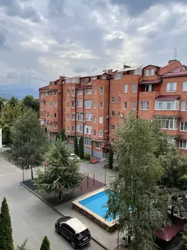 3-к кв. Северная Осетия, Владикавказ ул. Леонова, 6к2 (120.0 м)