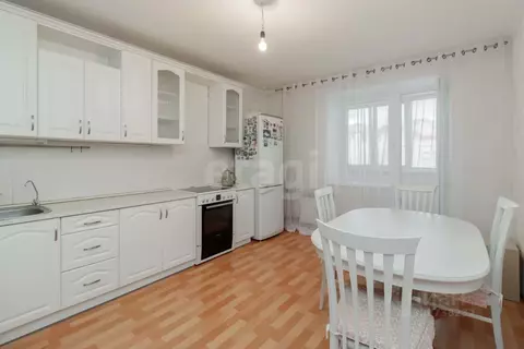 2-к кв. Тюменская область, Тюмень ул. 30 лет Победы, 18 (74.4 м)