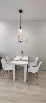 2-к кв. Тюменская область, Тобольск 6-й мкр, 110к2 (38.0 м)