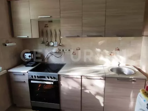 Продается 2-комнатная квартира