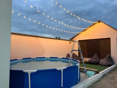 Дом в Крым, Евпатория городской округ, Заозерное пгт ул. Садовая, 63 ...