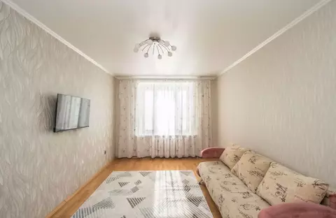 3-к кв. Тюменская область, Тюмень ул. 50 лет Октября, 24к2 (73.4 м)