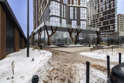 2-к кв. Тюменская область, Тюмень ул. Николая Машарова, 2 (74.1 м)