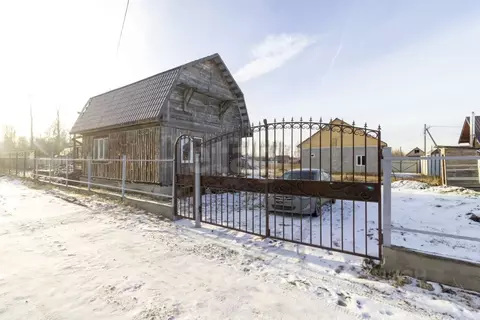 Участок в Тюменская область, Тюмень Зауралец СНТ, ул. Клубничная, 50 ...