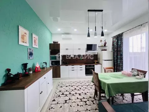 Дом в Калининградская область, Гурьевский муниципальный округ, пос. ...