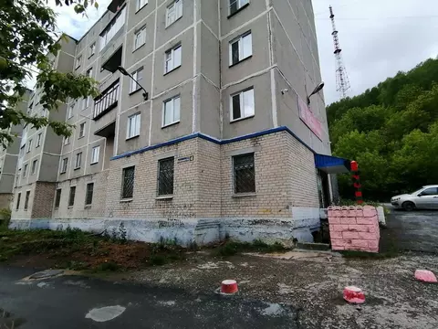 Помещение свободного назначения в Челябинская область, Златоуст ул. ...