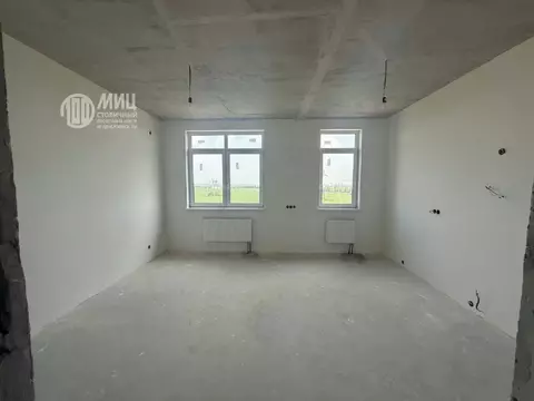 Продается 4-комнатная квартира