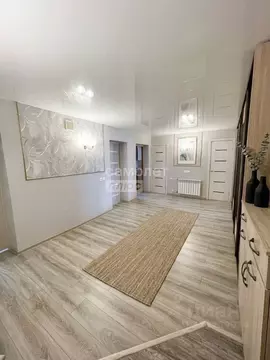 2-к кв. Омская область, Омск ул. 2-я Совхозная, 11/1 (84.9 м)