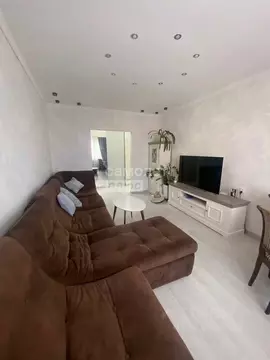 3-к кв. Ханты-Мансийский АО, Сургут ул. 30 лет Победы, 37/2 (74.0 м)