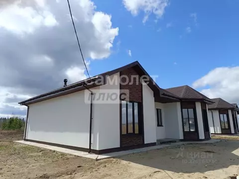 Дом в Тюменская область, Тюменский район, с. Успенка ул. Коммунаров ...