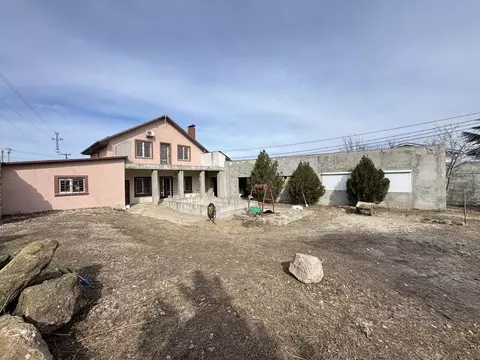 Дом в Севастополь Металлист садовое товарищество, ул. Лавандовая (190 ...