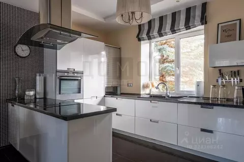 Таунхаус в Свердловская область, Екатеринбург ул. Видная, 18 (267 м)