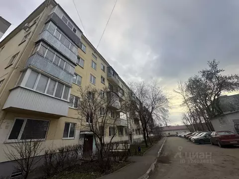 1-к кв. Башкортостан, Уфа ул. Орджоникидзе, 18/1 (30.6 м)