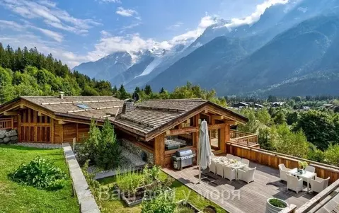 Дом в Краснодарский край, Сочи Красная Поляна пгт, ул. Заповедная, 104 ...