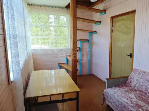 Дом в Ленинградская область, Волховский район, Кисельнинское с/пос, ...