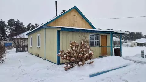 Дом в Амурская область, Благовещенский район, с. Усть-Ивановка ...