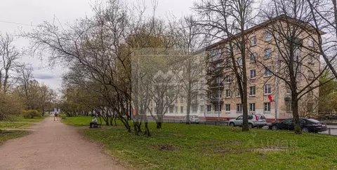 3-к кв. Санкт-Петербург ул. Орджоникидзе, 29/61 (53.6 м)