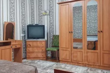 2-к кв. Крым, Евпатория просп. Ленина, 19 (42.0 м)