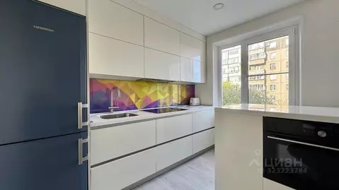 3-к кв. Челябинская область, Челябинск ул. Салавата Юлаева, 15а (82.0 ...