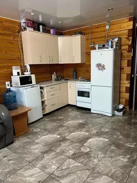 Дом в Иркутская область, Иркутский муниципальный округ, с. Хомутово ...