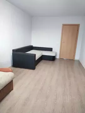 2-к кв. Санкт-Петербург пос. Шушары, ул. Валдайская, 6к2 (62.0 м)