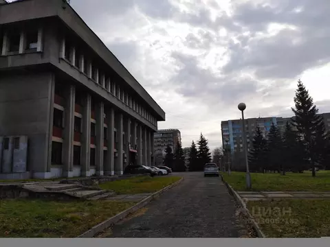 Помещение свободного назначения в Кемеровская область, Новокузнецк ул. ...